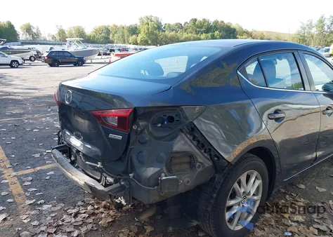 2016 Mazda Mazda3 I Sport из США, поврежденный, VIN JM1BM1U77G1333276